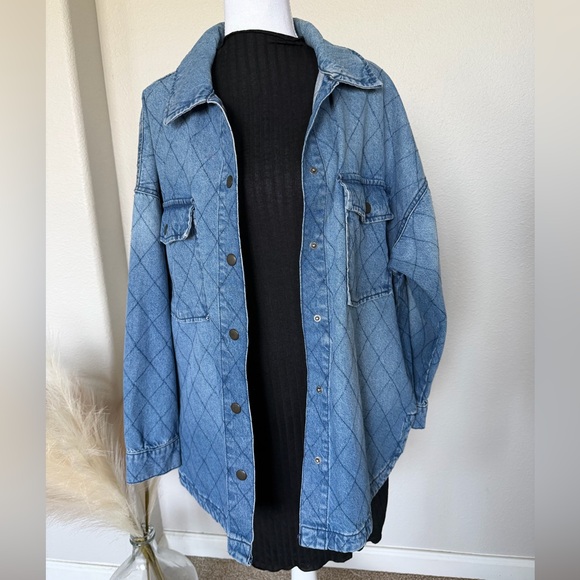 Celebrity Pink - Light Blue Quilted Cotton Denim Jacket - Picture 5 of 13